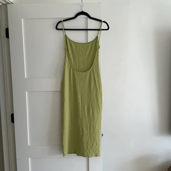 NWOT Reformation Kelsee Green Ribbed Midi Dress with Open back M - Picture 7 of 7